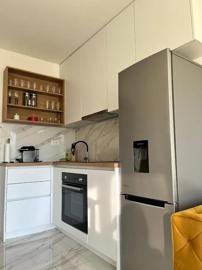 Sweet Dreams Apartment Split